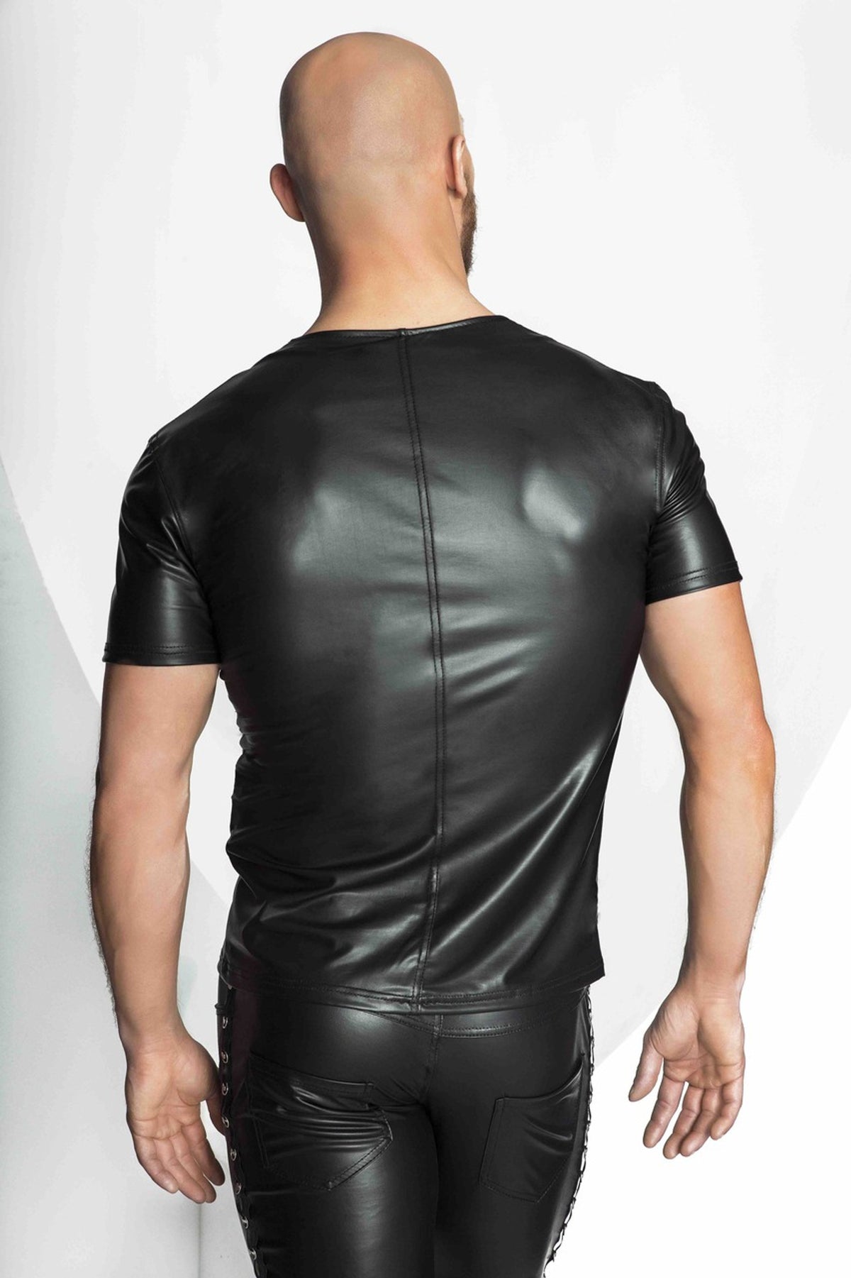 Men’s black wetlook T-shirt, rear view.